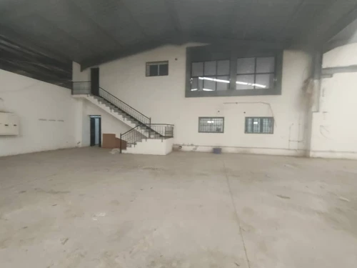 Location Hangar Oran Hassi bounif