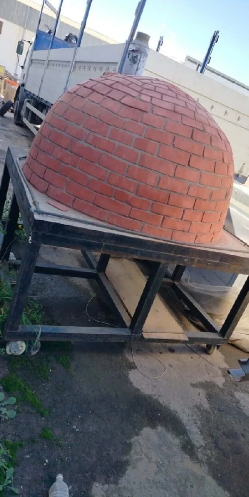 Four pizza