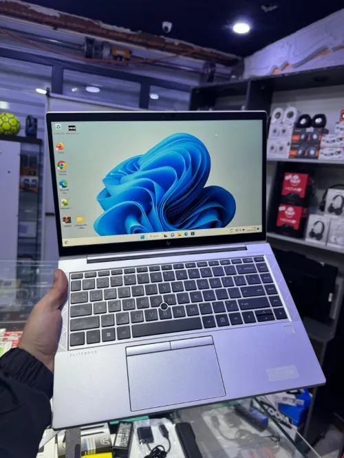 HP Elitebook 845 g8