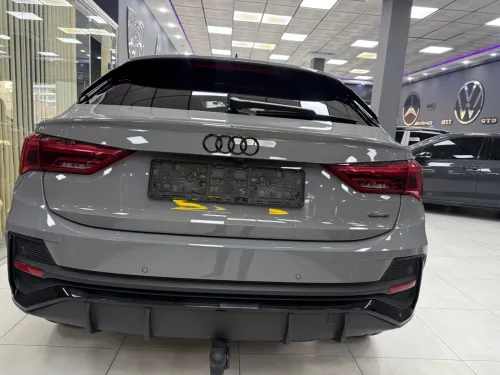 Audi Q3 2023 Sline