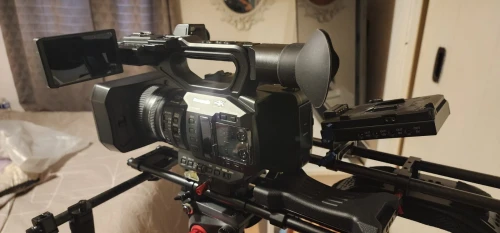 Caméscope professionnel 4K 60p tout-en-un
