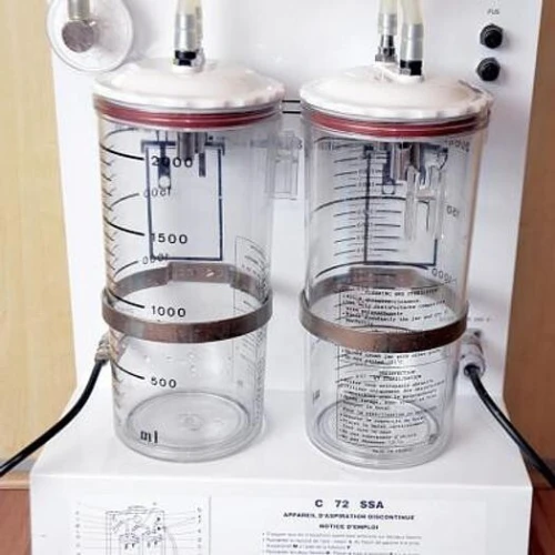 Aspirateur chirurgical de bloc opératoire CURADIA 2bocaux pédale