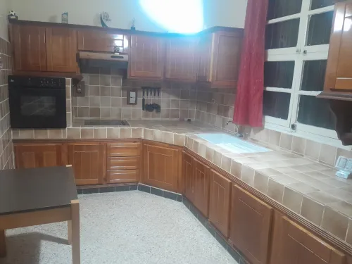 Location Appartement Niveau de villa F4 Béjaïa Amizour