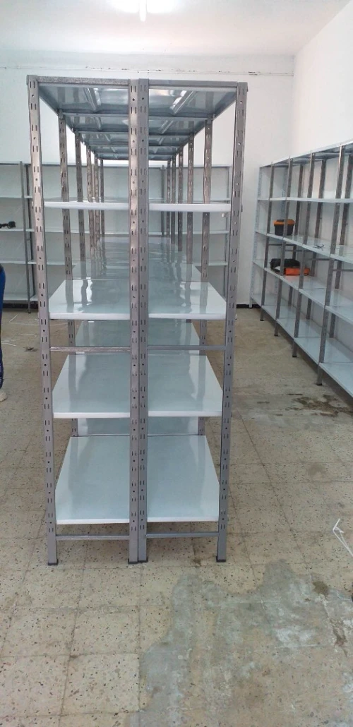 Etagere rayonnage métallique léger stock dépôt magasin archive