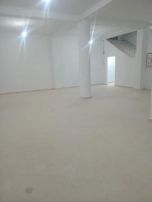 Location Local Bouira Lakhdaria