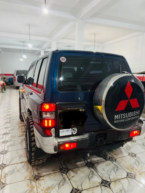 Mitsubishi Pajero Court 1996 Pajero Court