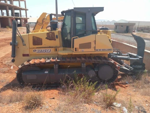 New holland Pelle E215 2025
