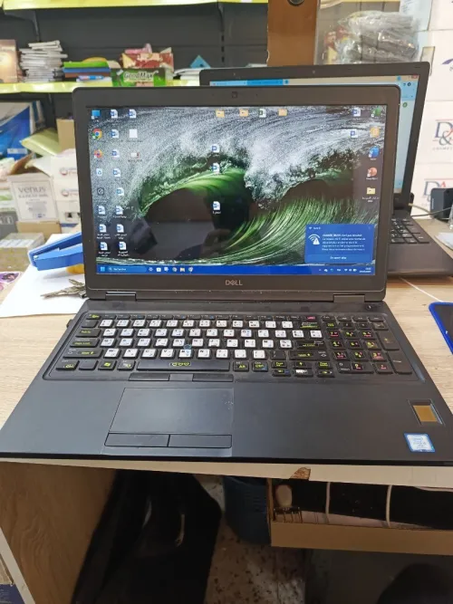 Dell latitude 5590