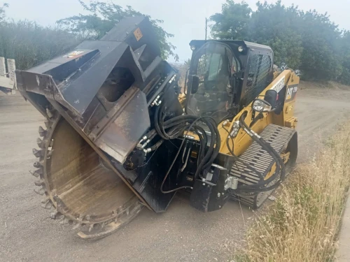 CATERPILLER MICRO TRANCHEUSE 2019