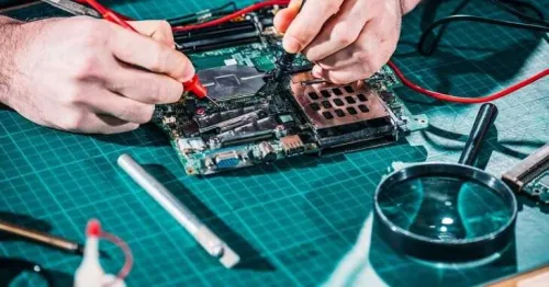 Technicien en électronique réparation tout carte mère et alimentation- industriel