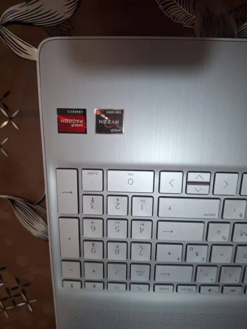 HP Laptop 15s-eq2086nf Ryzen 5 5500U /8GB DDR4 /512SSD