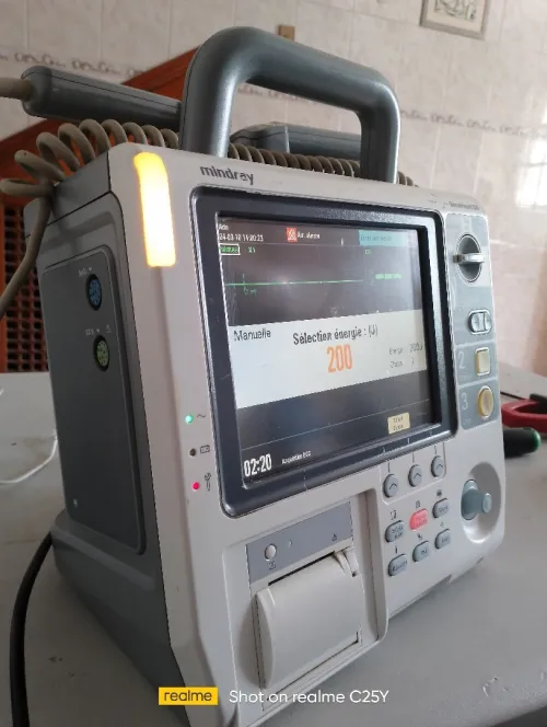Défibrillateur électrochoc monitor 