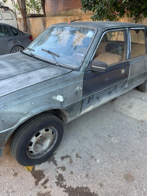 Peugeot 305 1988 305