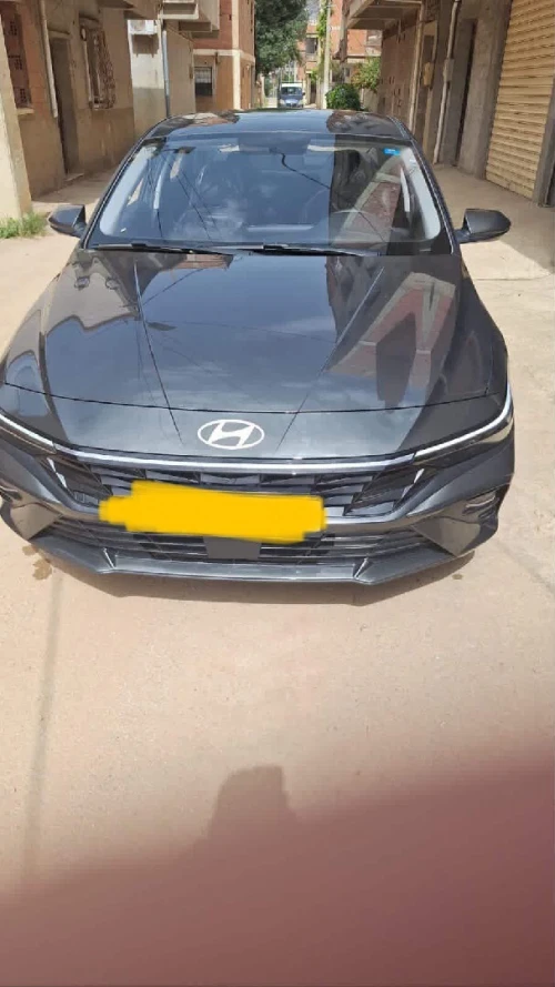 Hyundai Elentra 2025 GLX