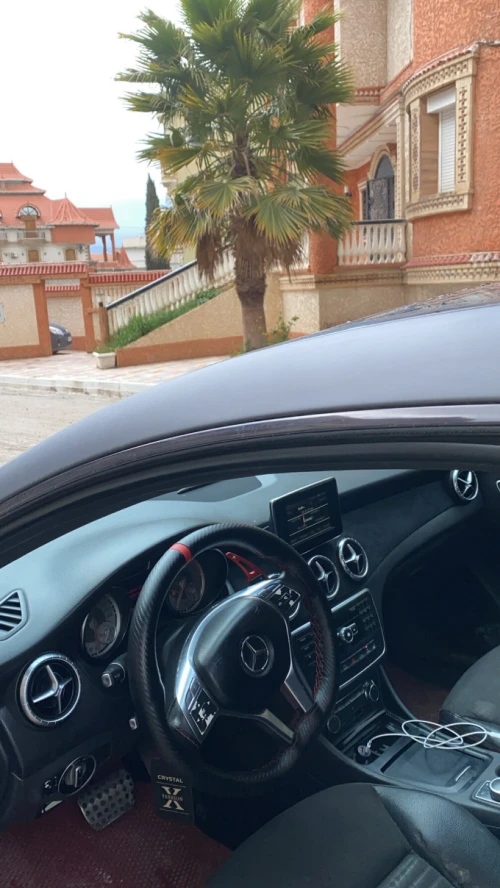 Mercedes CLA 2014 Coupé Exclusif + AMG 