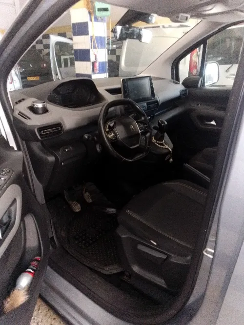 Peugeot Rifter 2020 10/10
