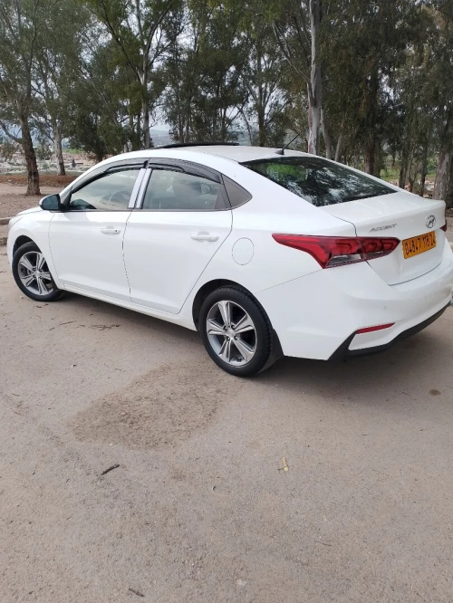 Hyundai Accent RB  4 portes 2018 Accent RB  4 portes