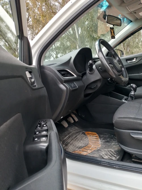 Hyundai Accent RB  4 portes 2018 Accent RB  4 portes