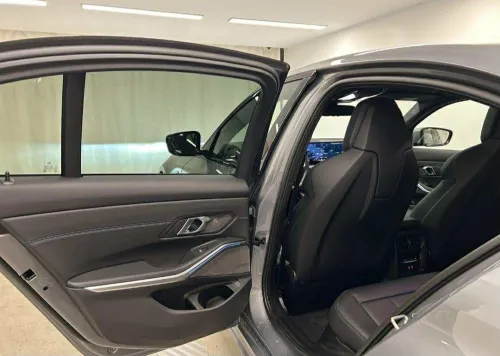 BMW Série 3 2025 Sport M
