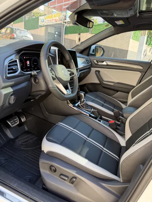 Volkswagen T-Roc 2025 R-Line 