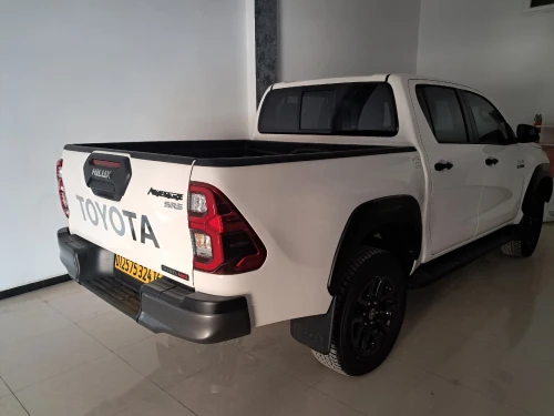 Toyota Hilux 2024 Adventure