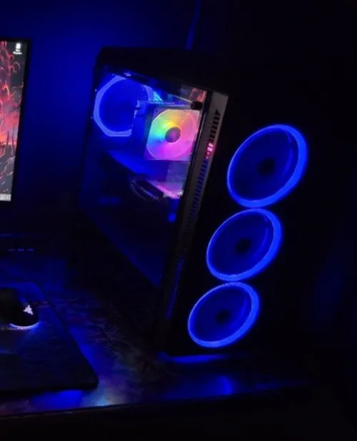 PC gamer asus rog avec écran 144hz