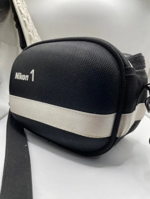 Nikon 1 j4