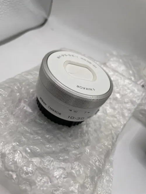 Nikon 1 j4
