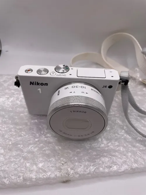 Nikon 1 j4