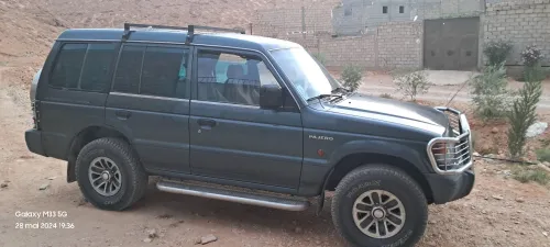 Mitsubishi Pajero Court 1992 
