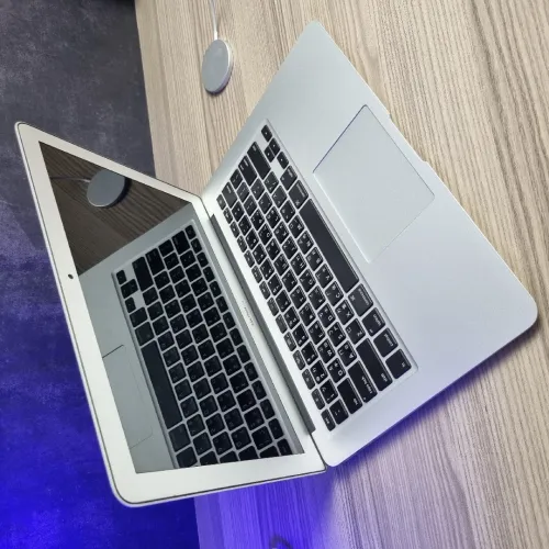 Macbook air 2017 avec chargeur