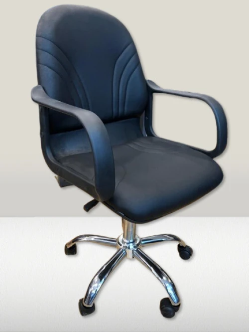 chaise opérateur adapté aux petits espaces de bureau