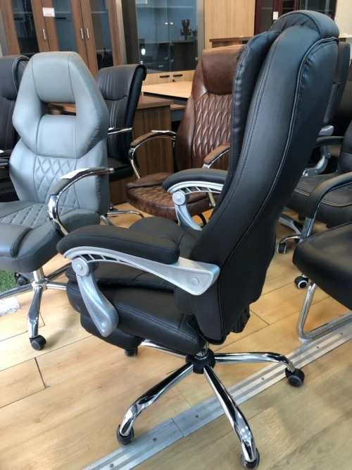 Fauteuil de Direction en simili-cuir Bien Rembourré avec Repose-Pieds Intégré 