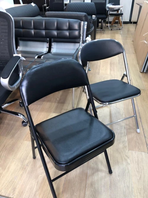 Chaises Pliantes laqués ou chromés Léger et pratique 