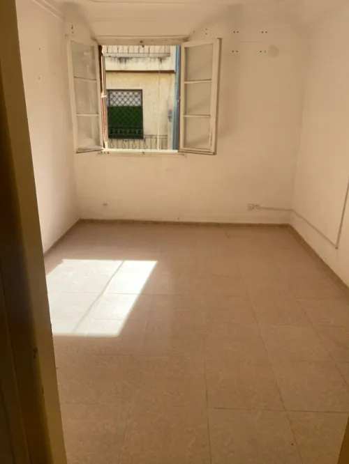 Vente Appartement Niveau de villa F4 Alger Dely brahim