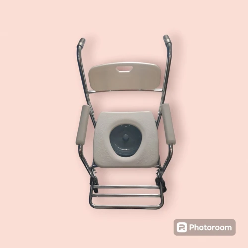Chaise de douche et toilettes 