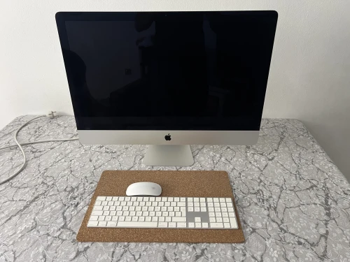 IMAC 27" intel Core I7 4,2 GHz Quatre Coeurs / Radeon Pro 580 8Go /64 Go 2400MHz DDR4 /SSD 3To