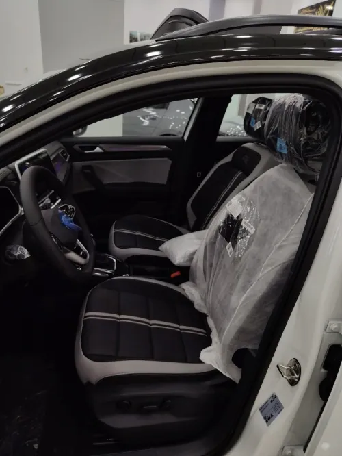 Volkswagen T-Roc 2026 R- Line Edition 