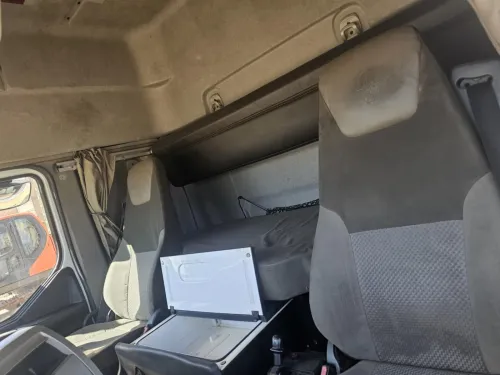 Renault Premium Lander 2013
