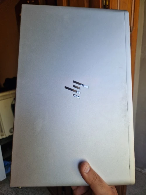 Slm pc hp elite book 650 G10 15.6 pouce i5 13 generation16G 256  eta 10/10  /