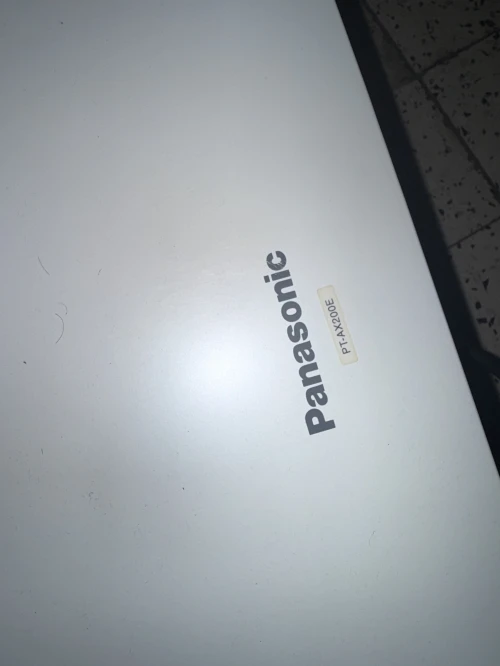 Datashow panasonic pt-ax200E 700H