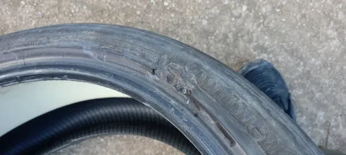 Pneus 255 / 35 R21