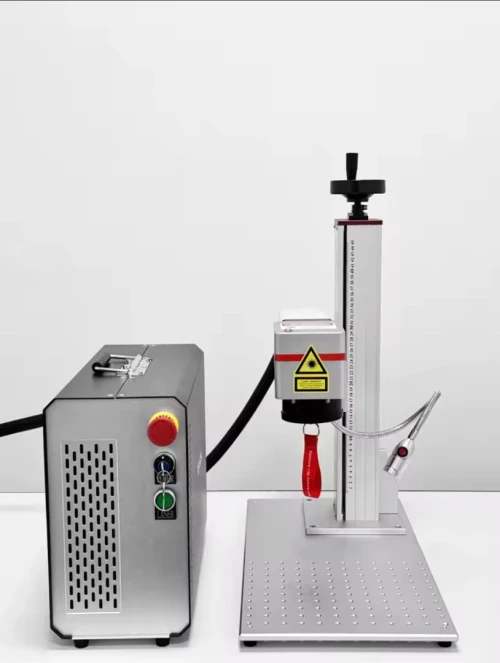  مكينة الطبع و تقطيع على الذهب و الفضة machine gravure laser 