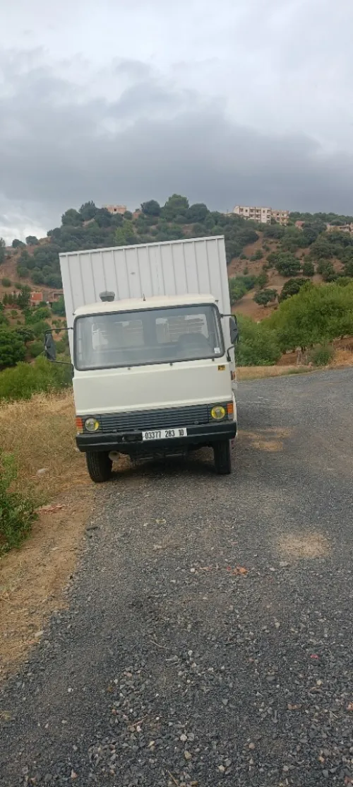 Iveco Iveco plateau 1983