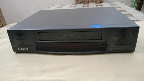 Vends Magnetoscope VHS Samsung