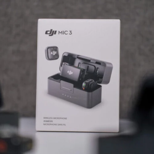 DJI MIC 3 - MICROPHONE SANS FIL - 2 ÉMETTEURS TX + 1 RÉCEPTEUR RX - BOÎTIER DE CHARGE - NC - BLACK