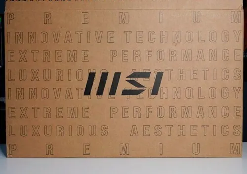 MSI RAIDER 18 HX AI - ULTRA 9 285HX - 32GB DDR5 - 1TB SSD - 18" 4K UHD - RTX 5080 16GB - RÉTROÉCLAIRÉ - BLACK