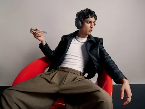 SONY WH-1000XM6 Casque sans-Fil Bluetooth à réduction de Bruit, Son Hi-Res Unique, 30h Autonomie