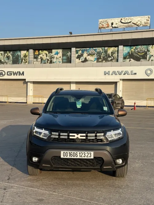 Dacia Duster 2023 Chanel gold