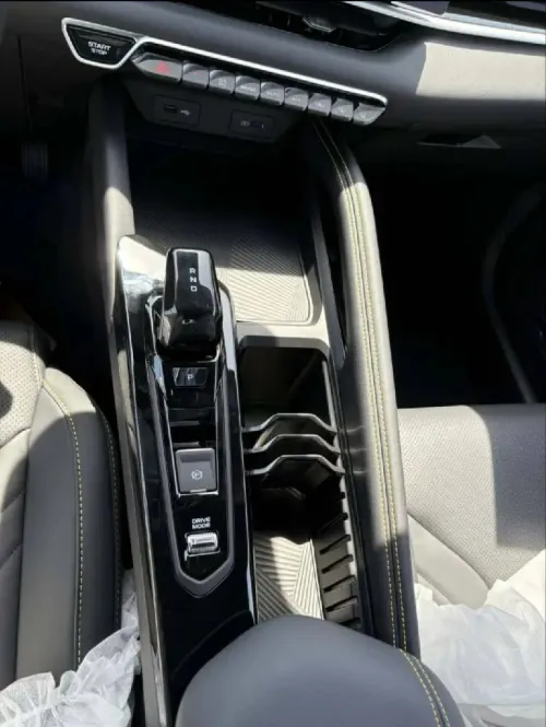 Geely Coolray 2025 F option
